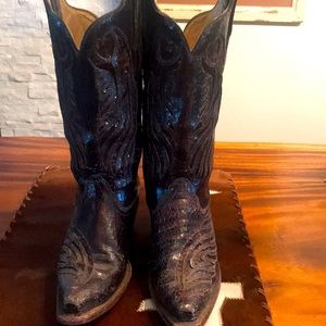 Corral boots deep brown 6 1/2 M